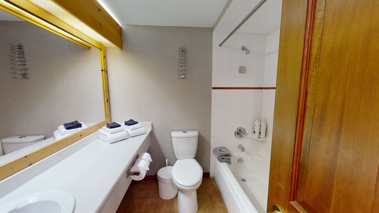 Photo of Bathroom in Sun Peaks