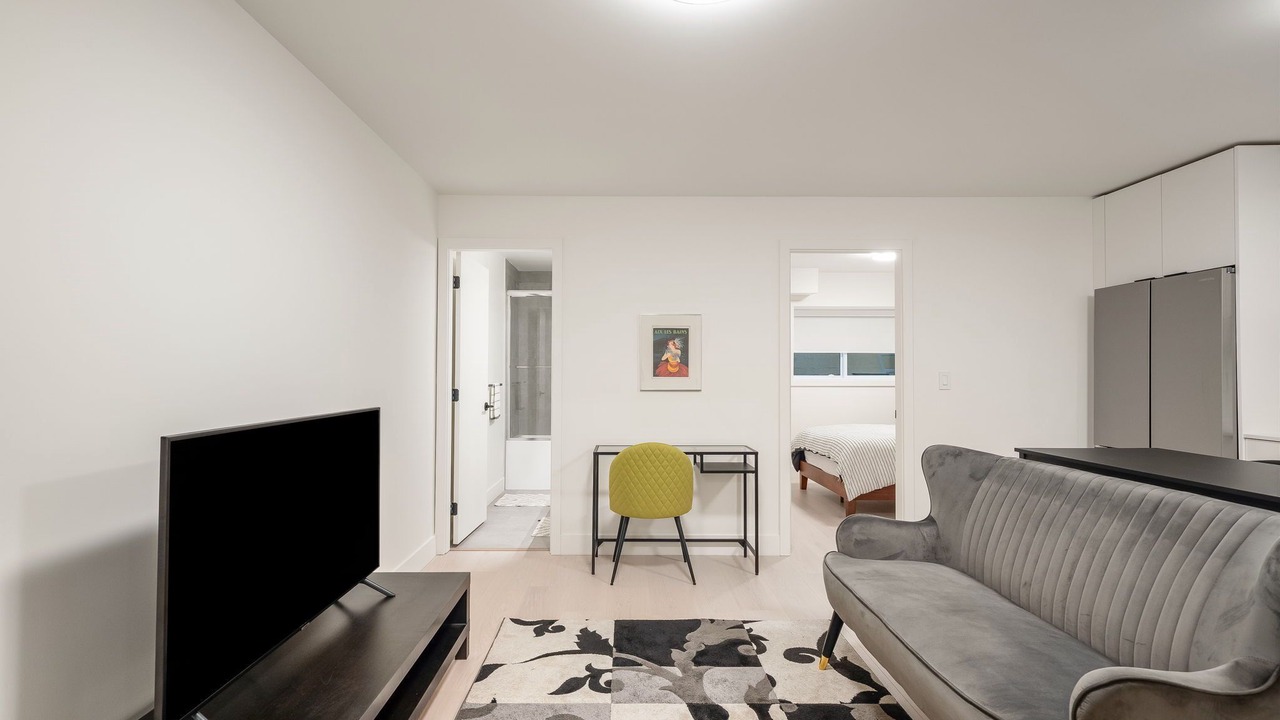 Photo of Livingroom in Lynn Valley