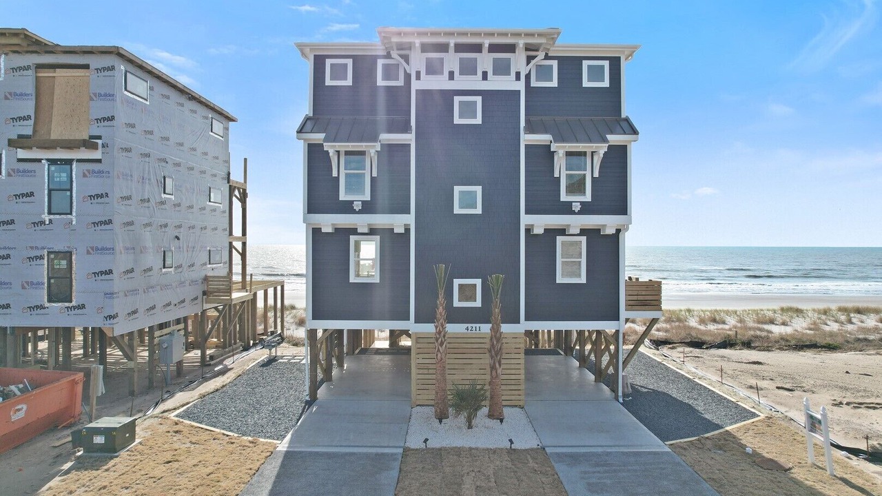 Photo of Others in Oak Island