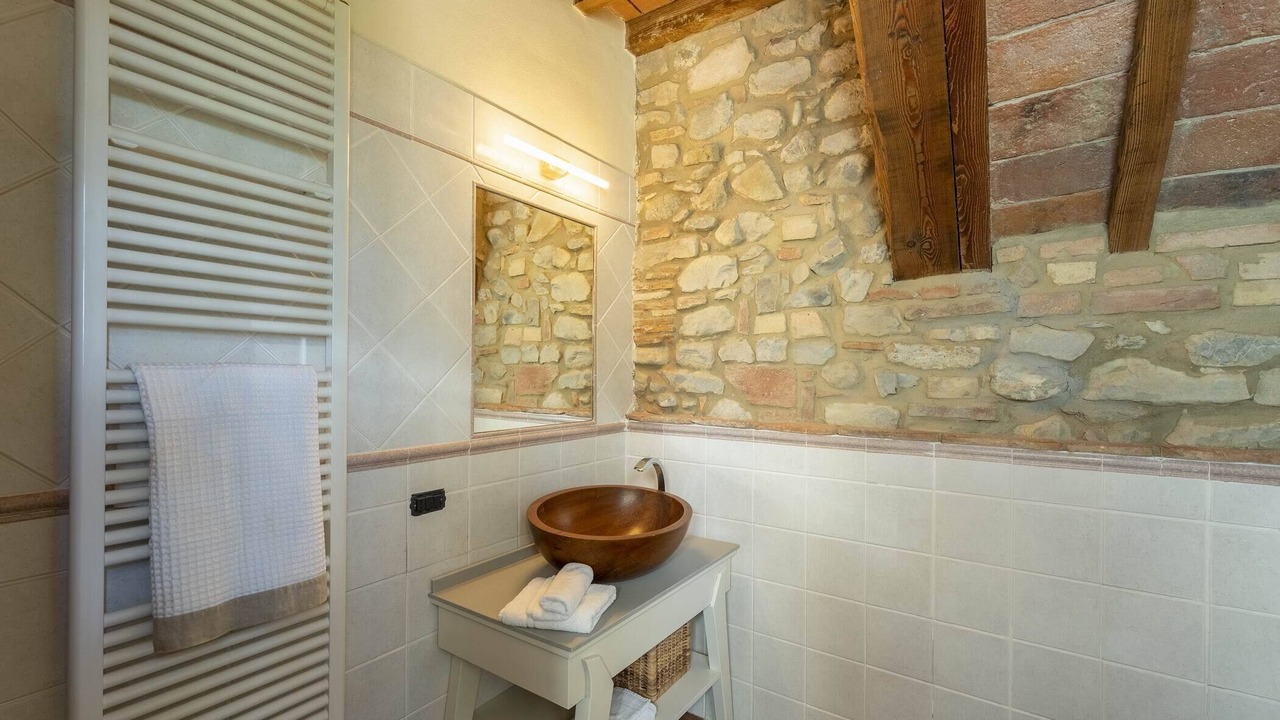 Photo of Bathroom in Chianni