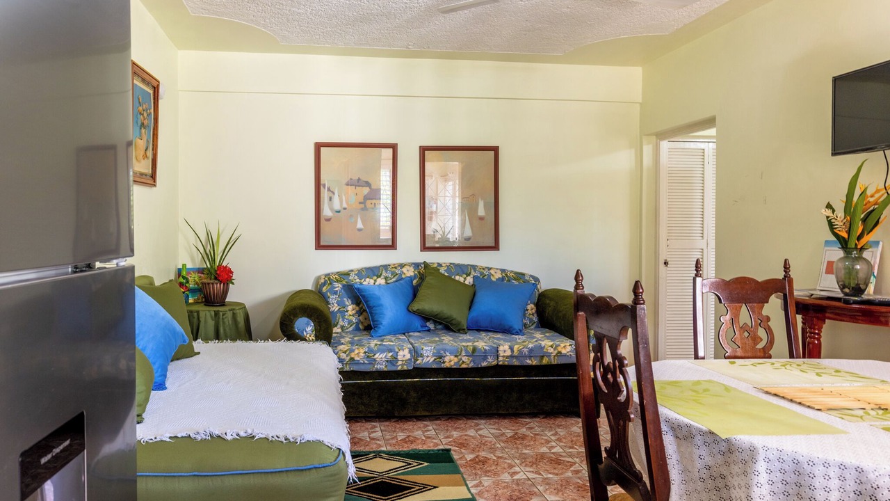 Photo of Livingroom in Discovery Bay