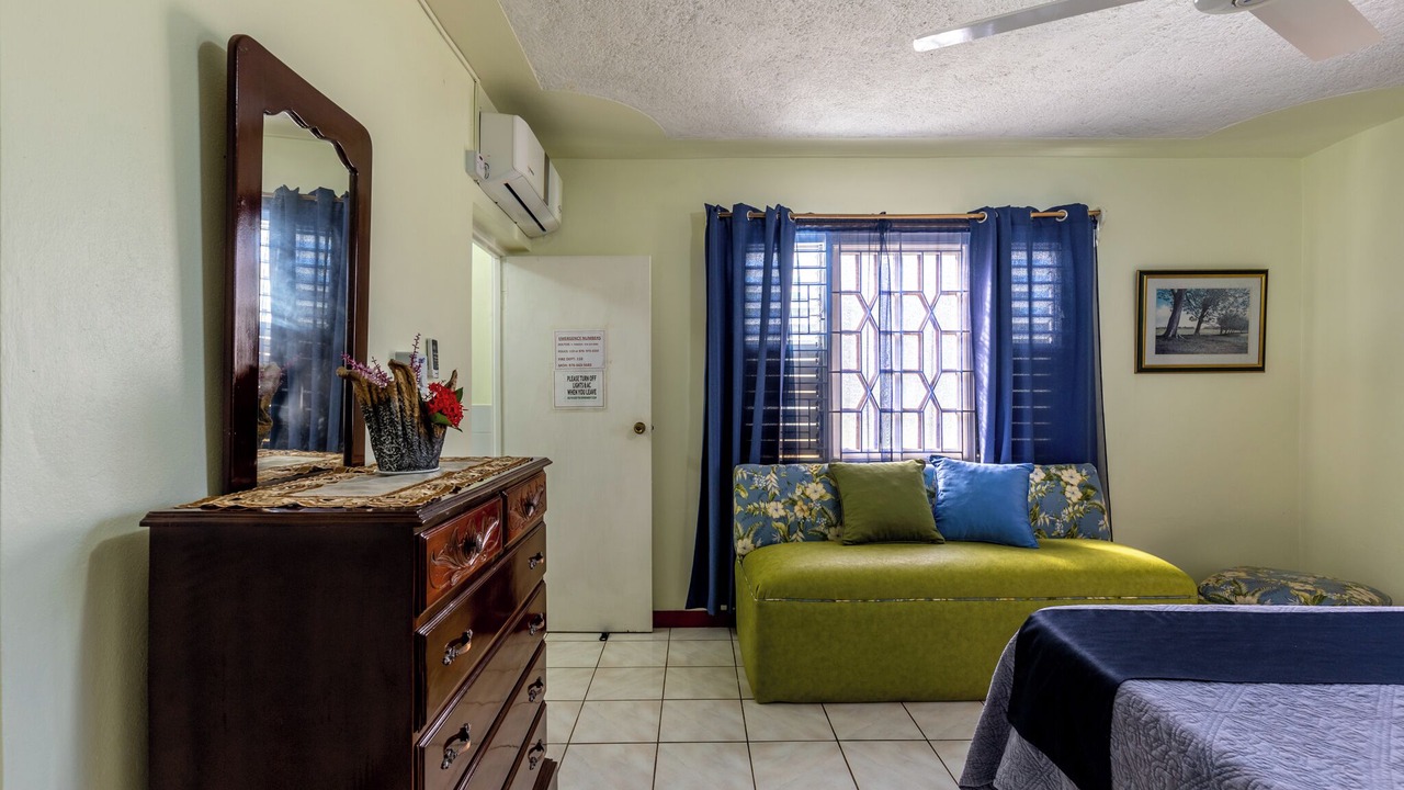 Photo of Bedroom in Discovery Bay