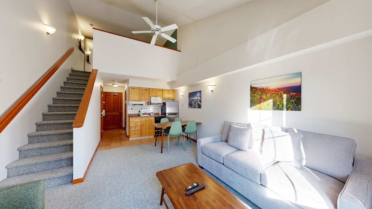 Photo of Livingroom in Sun Peaks