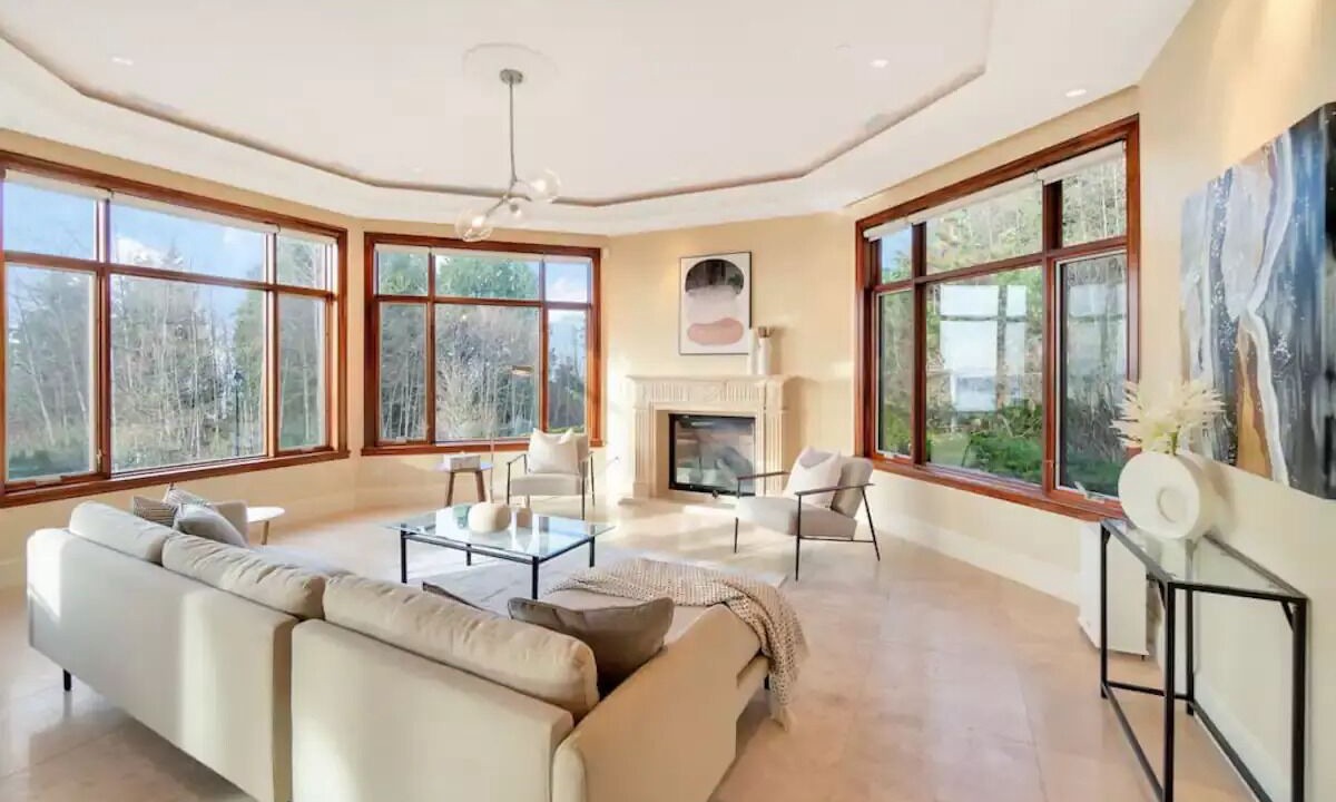 Photo of Livingroom in West Vancouver
