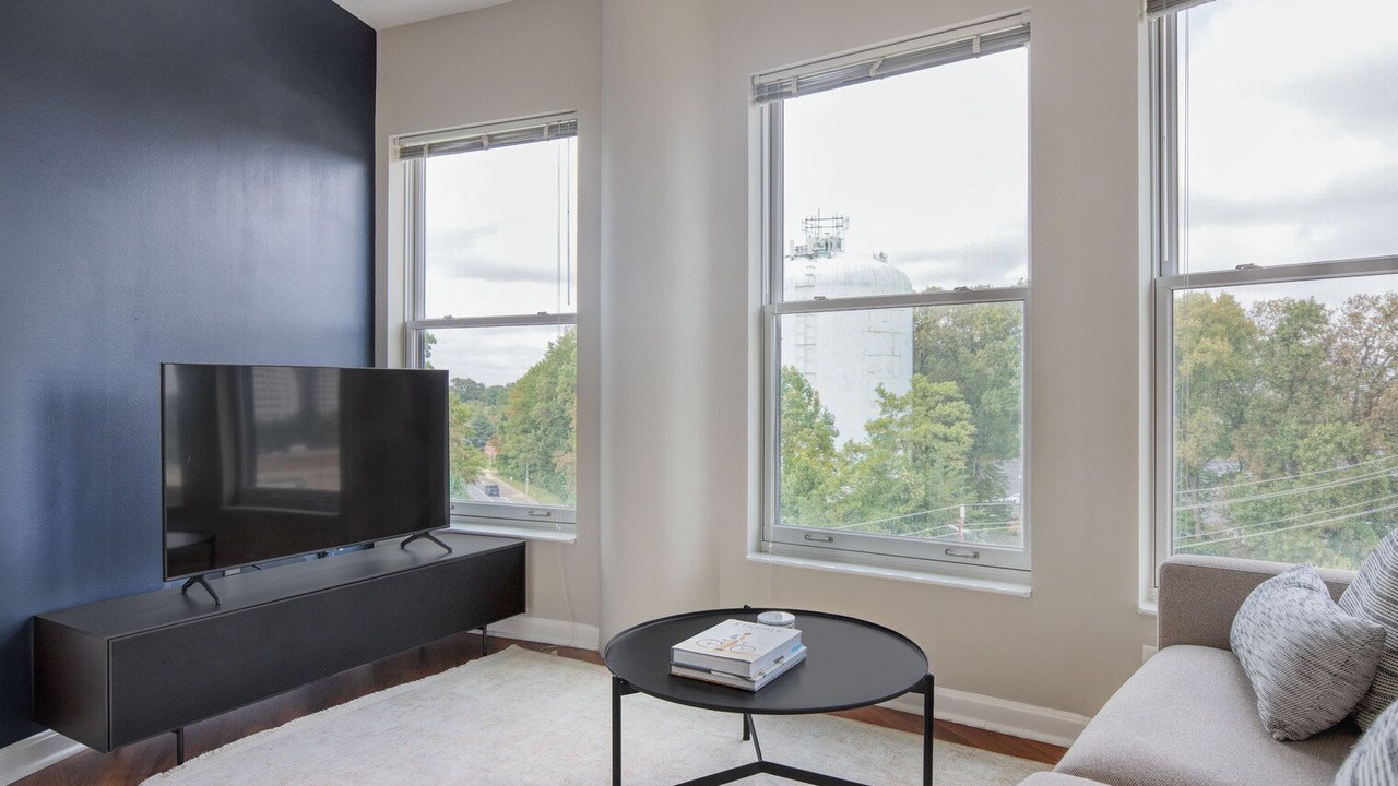 Photo of Livingroom in North Bethesda
