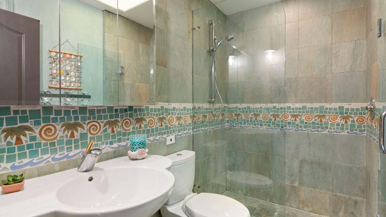 Photo of Bathroom in Toro Canyon