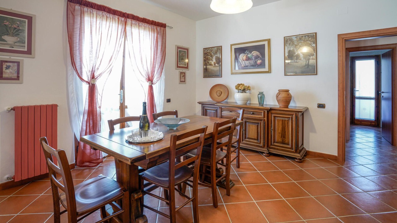 Photo of Bedroom in Lari