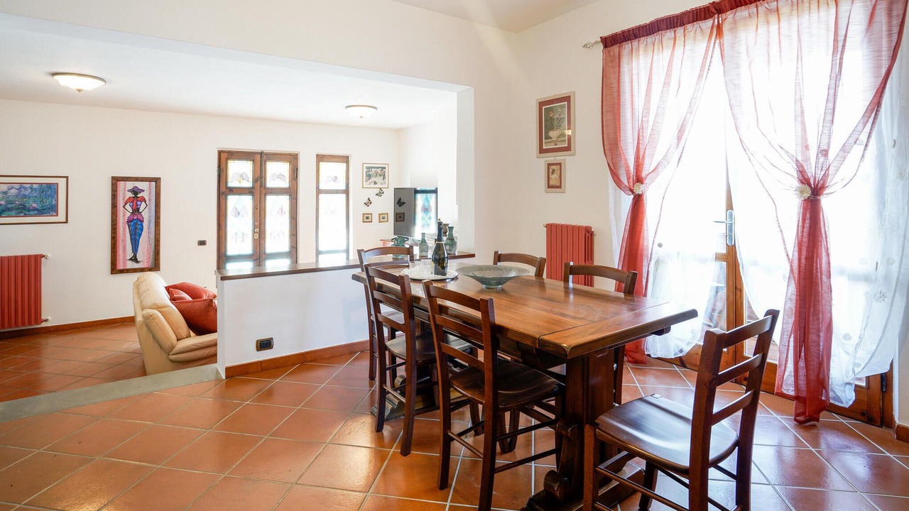 Photo of Bedroom in Lari