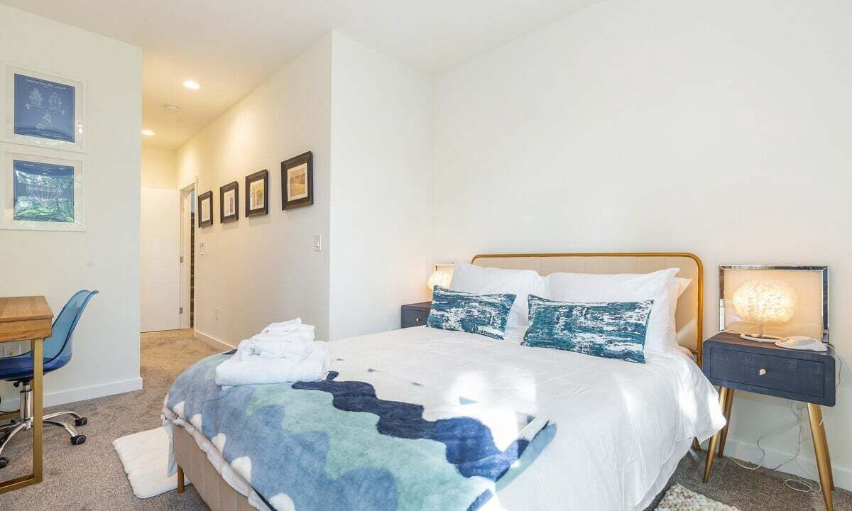 Photo of Bedroom in Maple Leaf