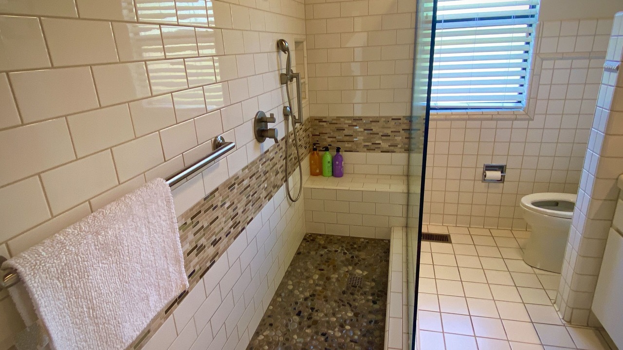 Photo of Bathroom in Ventura