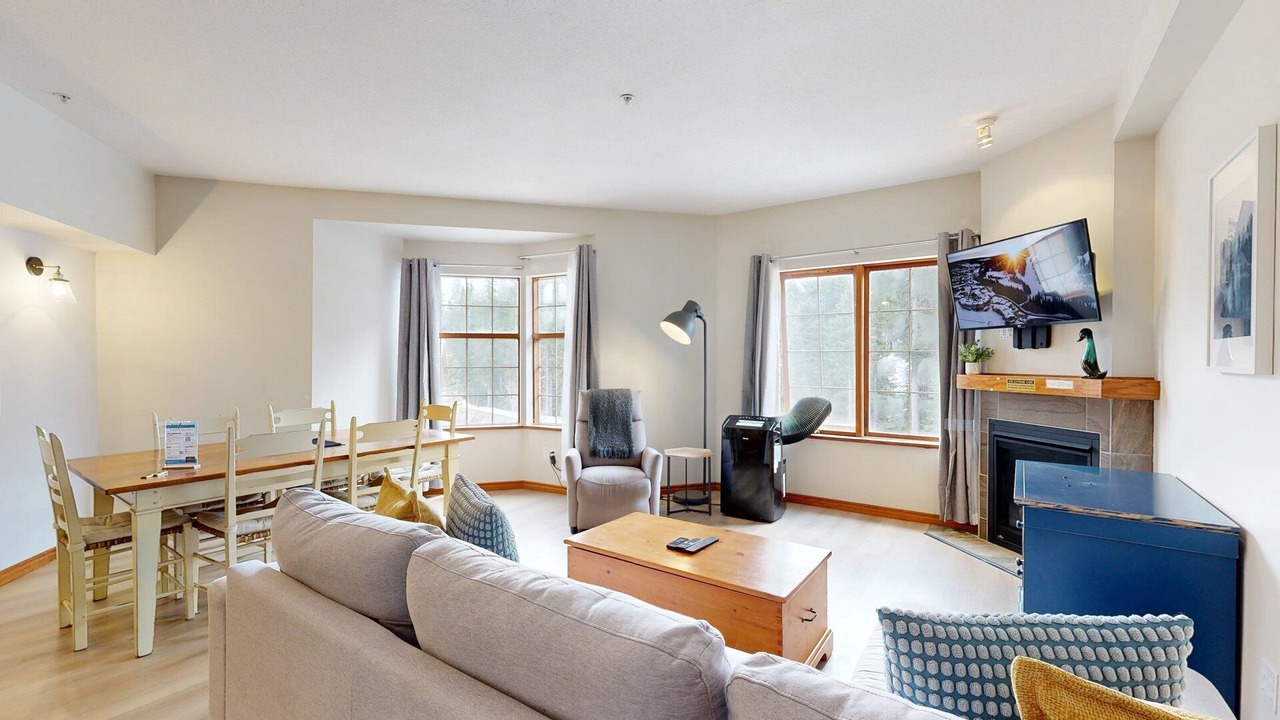 Photo of Livingroom in Fairways