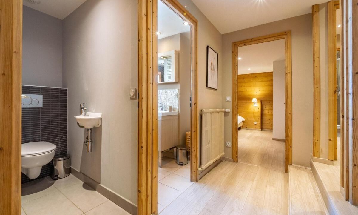 Photo of Bathroom in Tignes le Lac