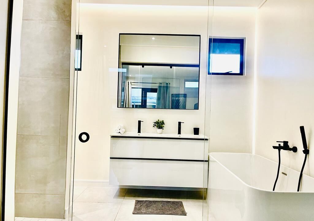 Photo of Bathroom in Greater Johannesburg Metropolitan Area