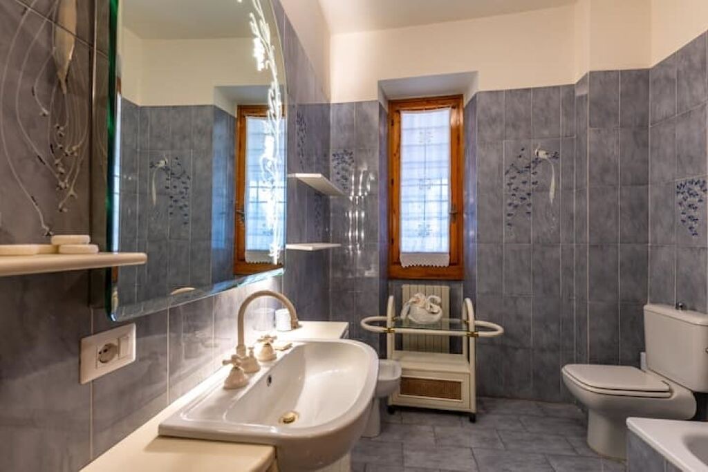 Photo of Bathroom in Twist
