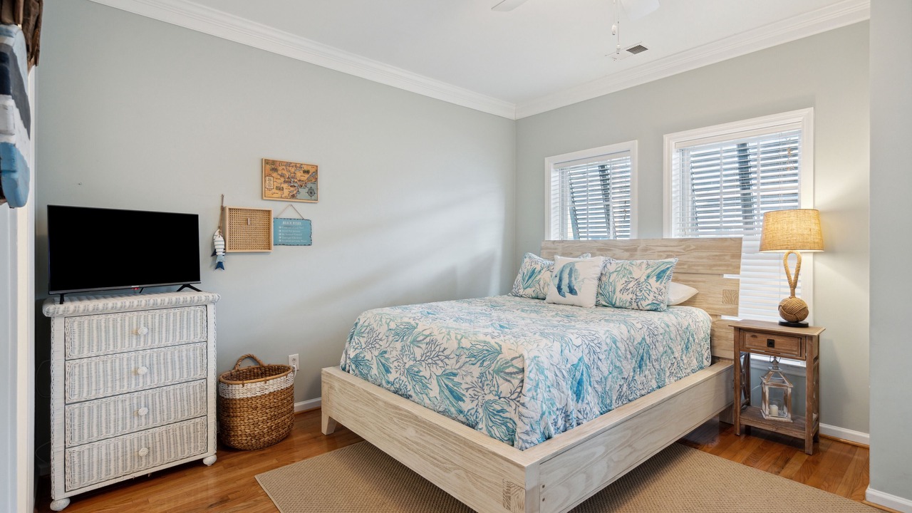 Photo of Bedroom in Waters Edge