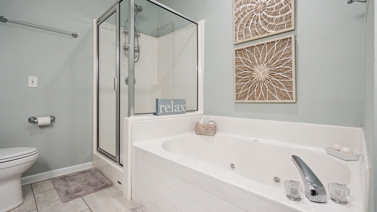 Photo of Bathroom in Waters Edge