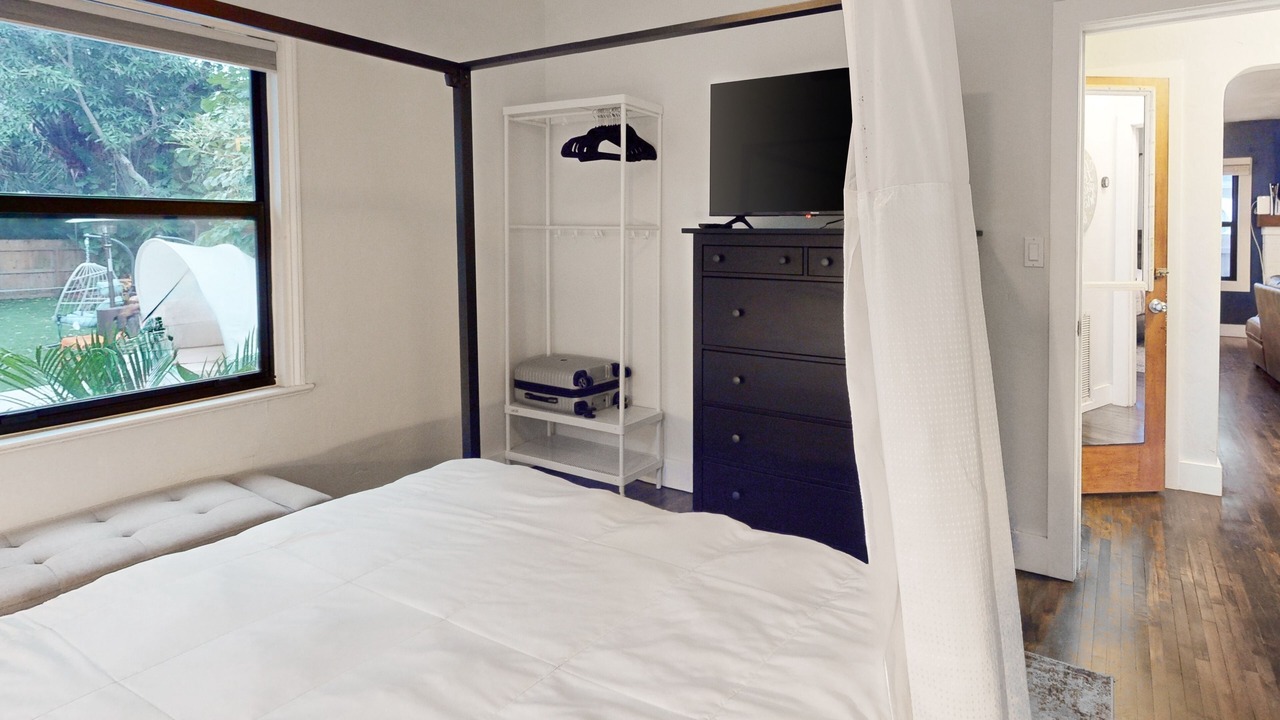 Photo of Bedroom in Poinciana Park