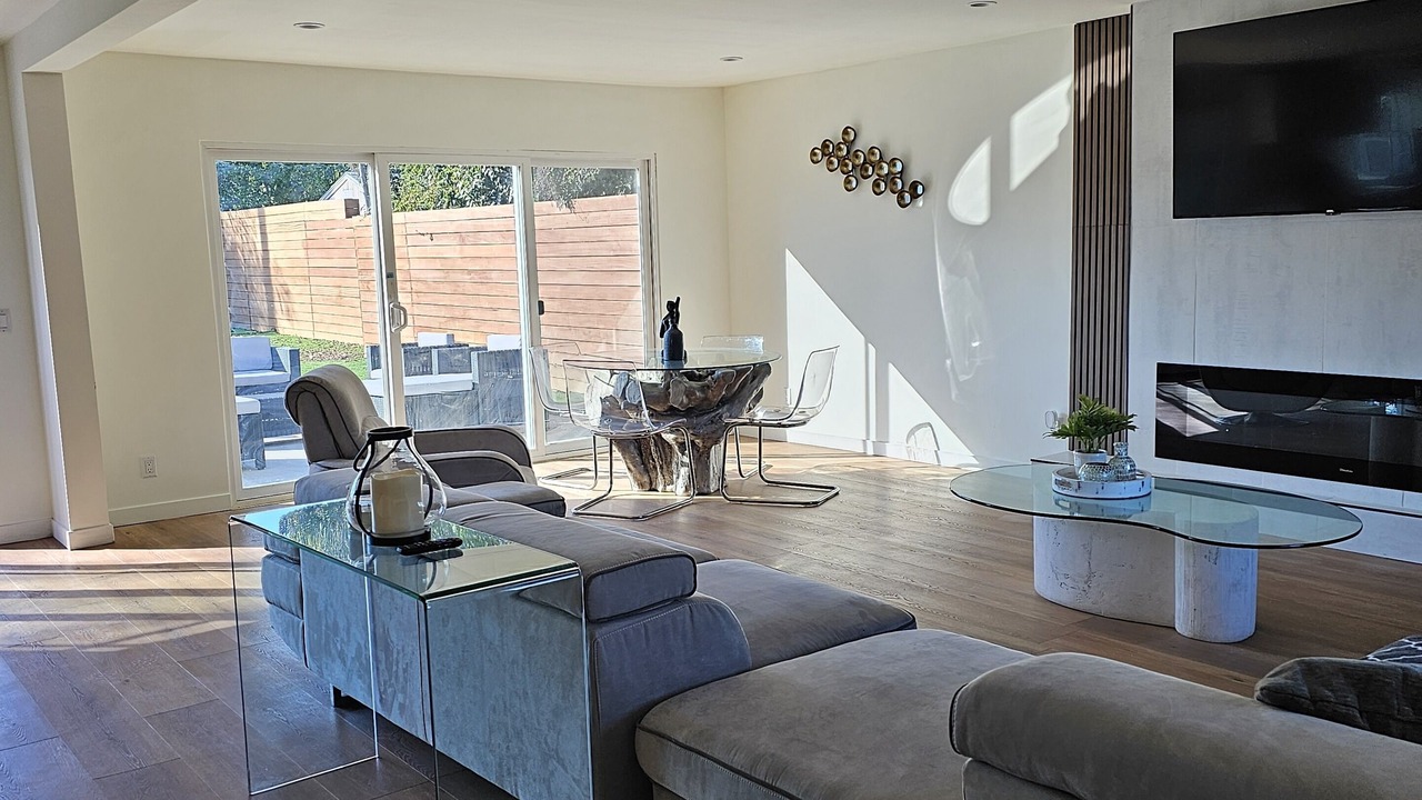 Photo of Livingroom in Oak Park