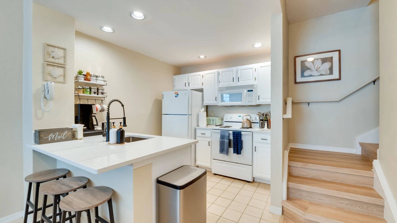 Photo of Kitchen in Venetian Bay Villages