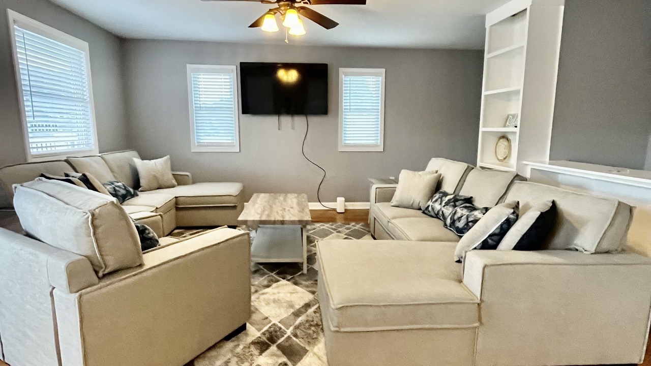 Photo of Livingroom in Assateague Pointe