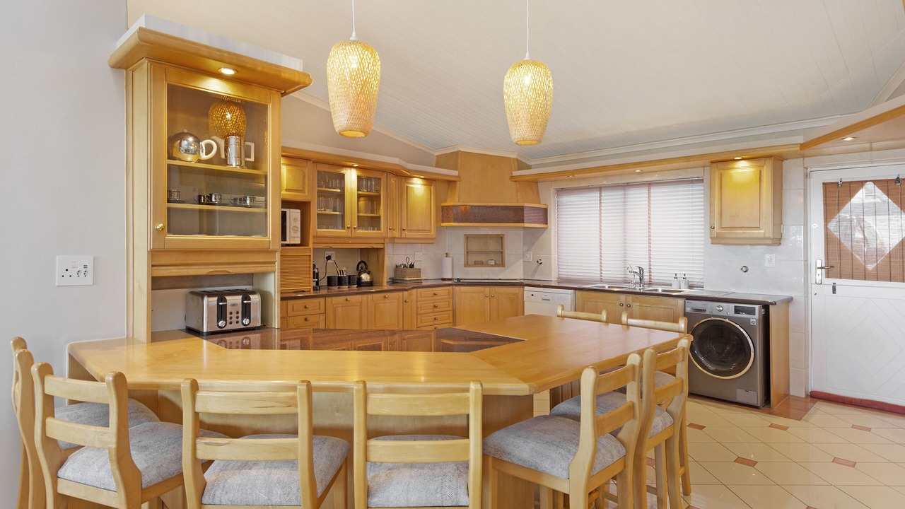 Photo of Kitchen in Gordons Bay Central