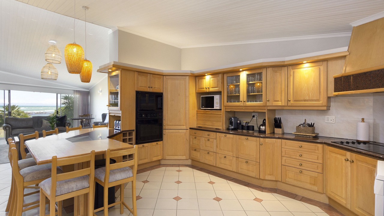 Photo of Kitchen in Gordons Bay Central