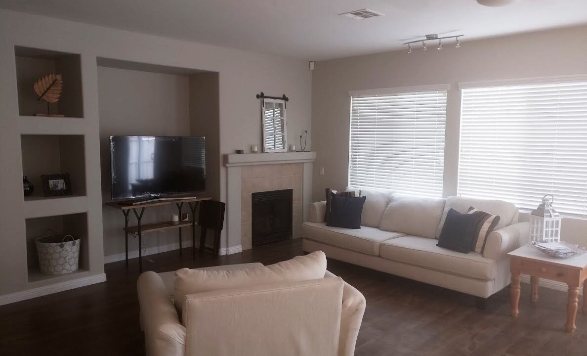 Photo of Livingroom in Lake Elsinore