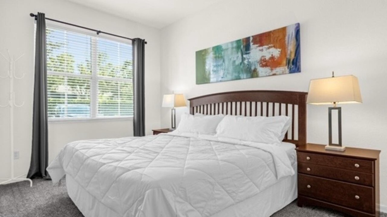 Photo of Bedroom in Venetian Bay Villages