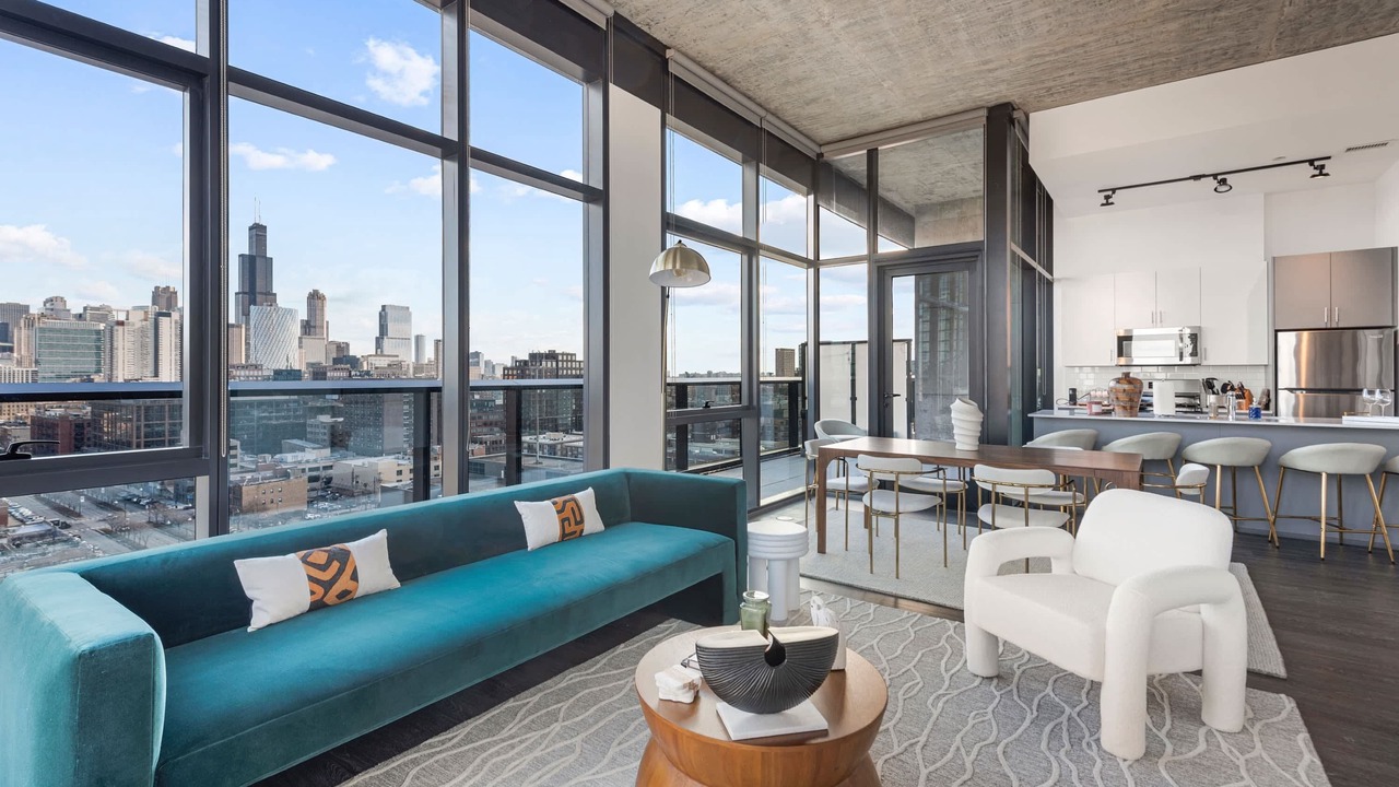 Photo of Livingroom in West Loop