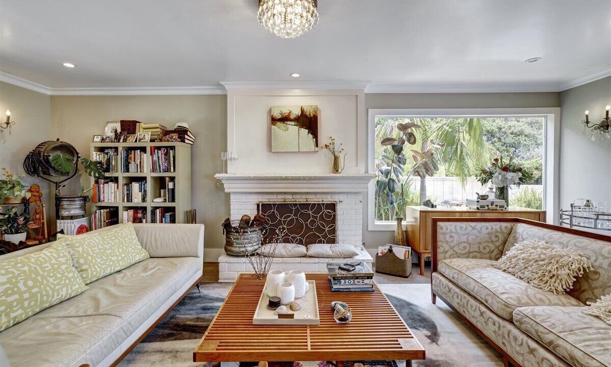 Photo of Livingroom in Mystic Hills