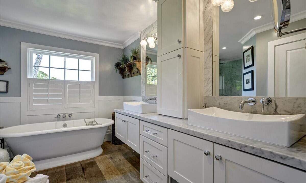 Photo of Bathroom in Mystic Hills