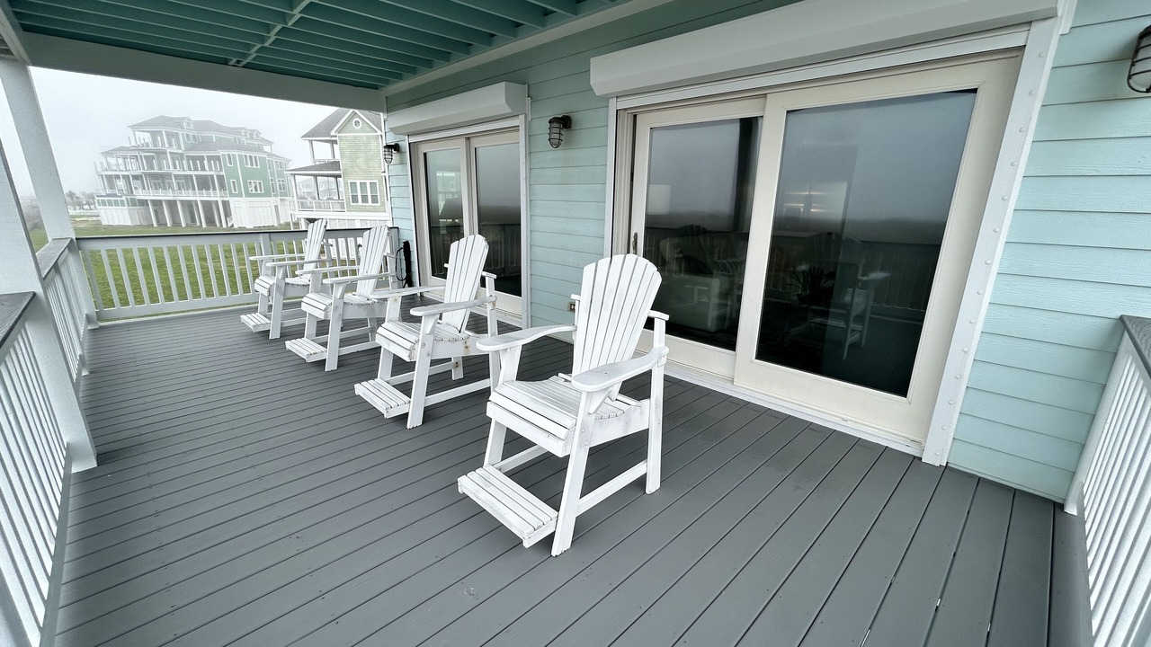 Photo of Patio Balcony in Red Fish Cove
