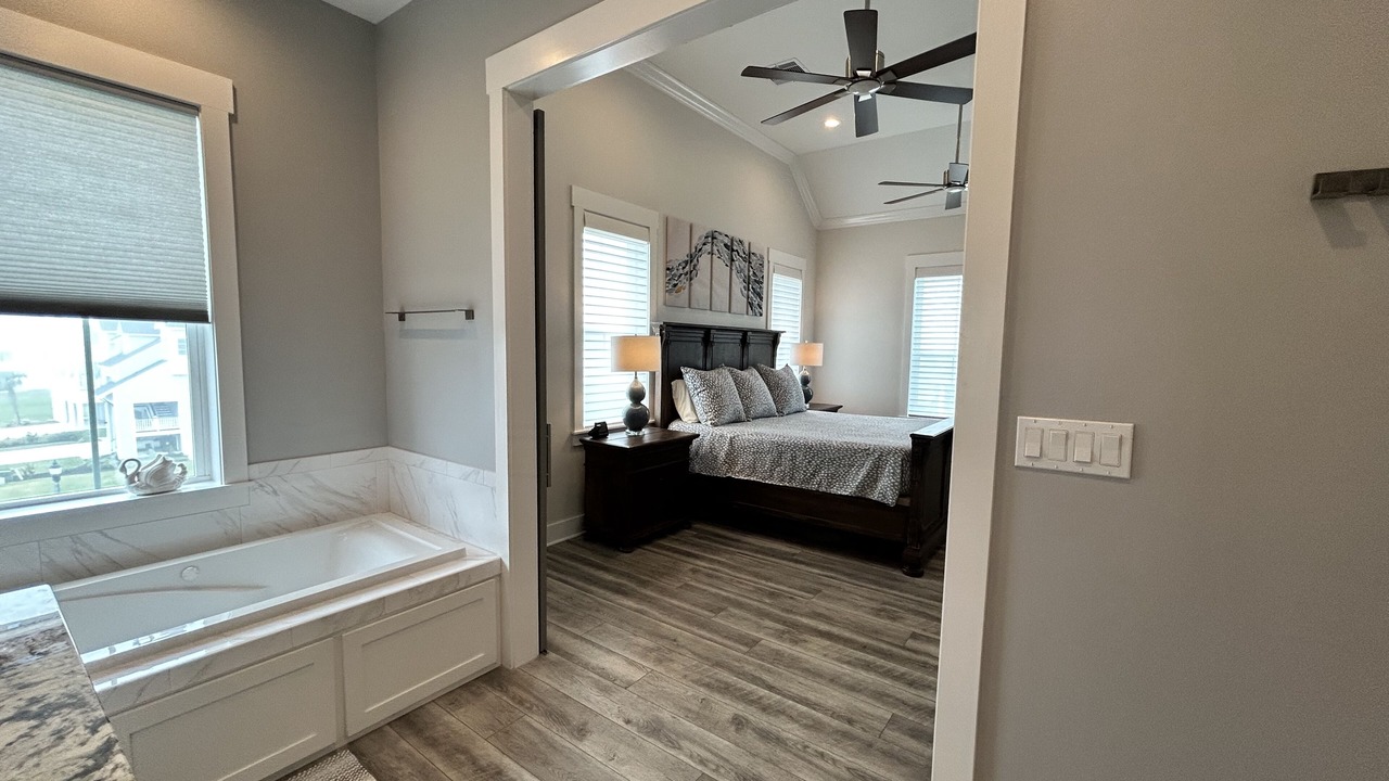 Photo of Bathroom in Red Fish Cove