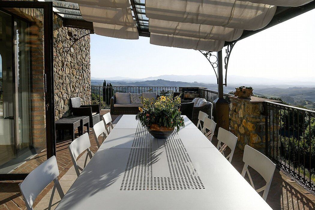 Photo of Outdoor in Iano