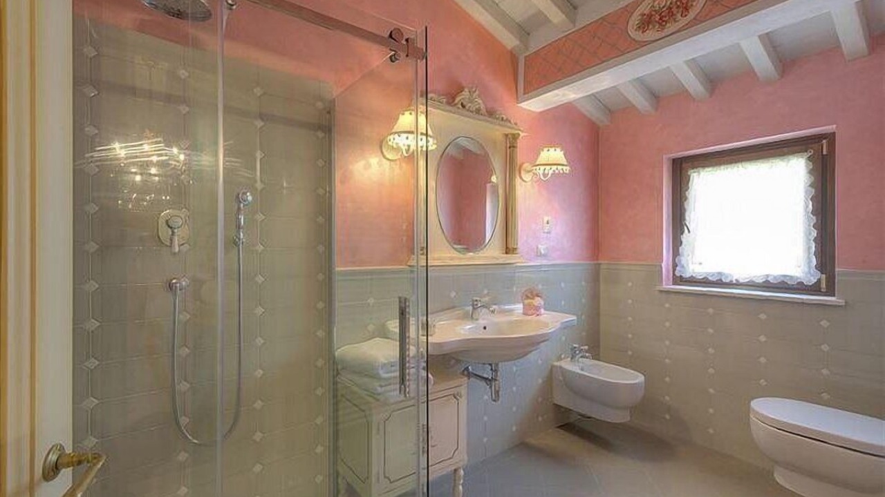 Photo of Bathroom in Iano