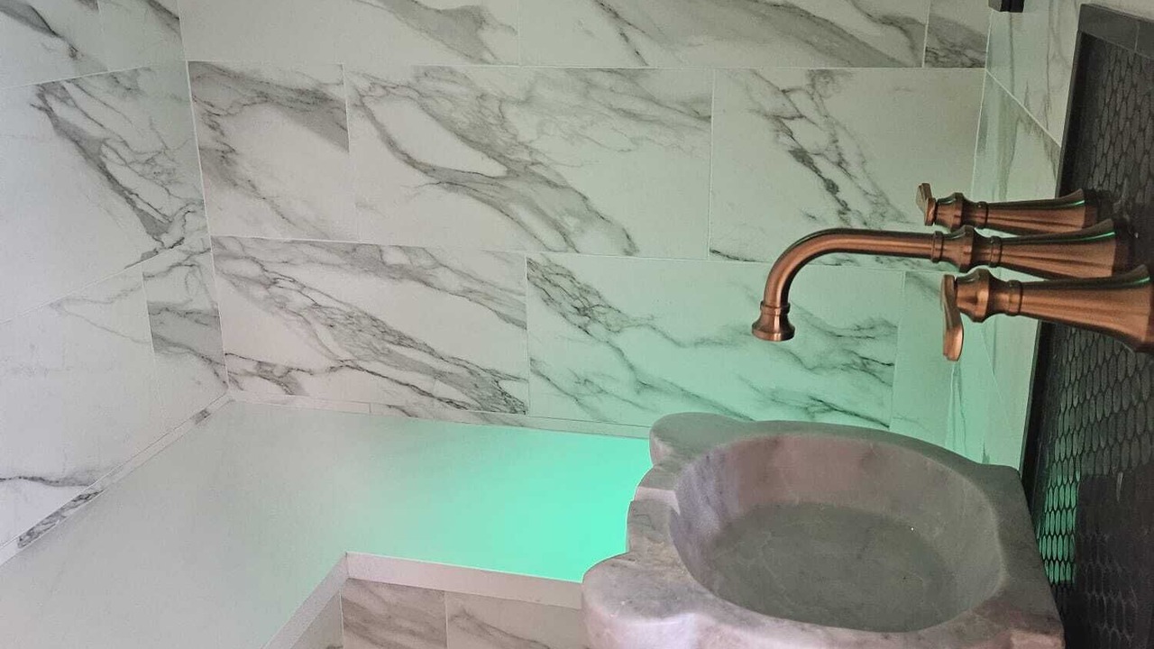 Photo of Bathroom in Thousand Oaks