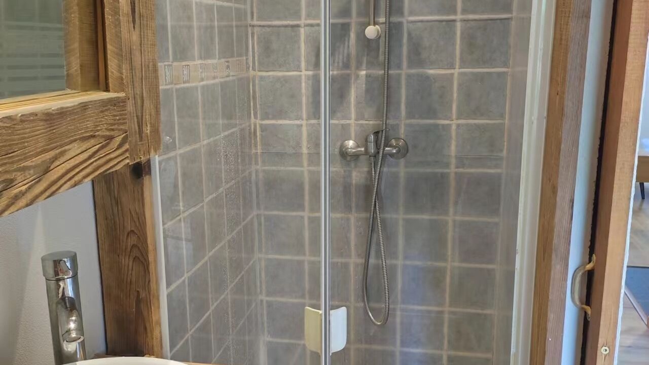 Photo of Bathroom in Albertville