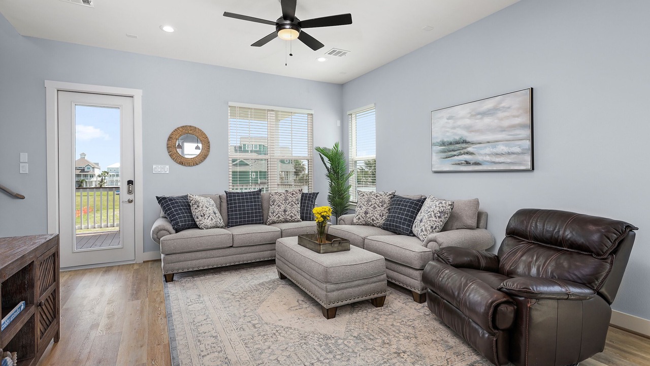 Photo of Livingroom in Red Fish Cove