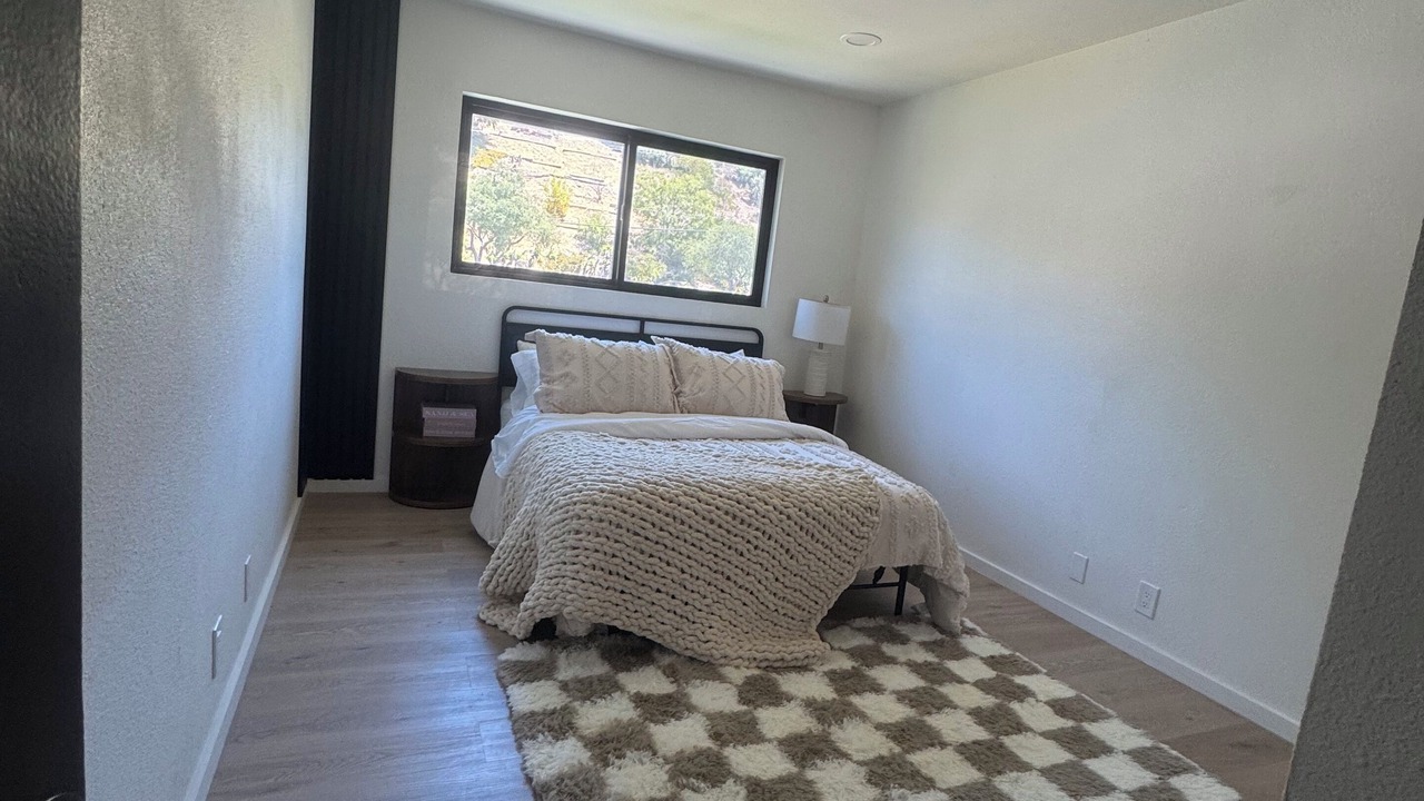 Photo of Bedroom in Thousand Oaks