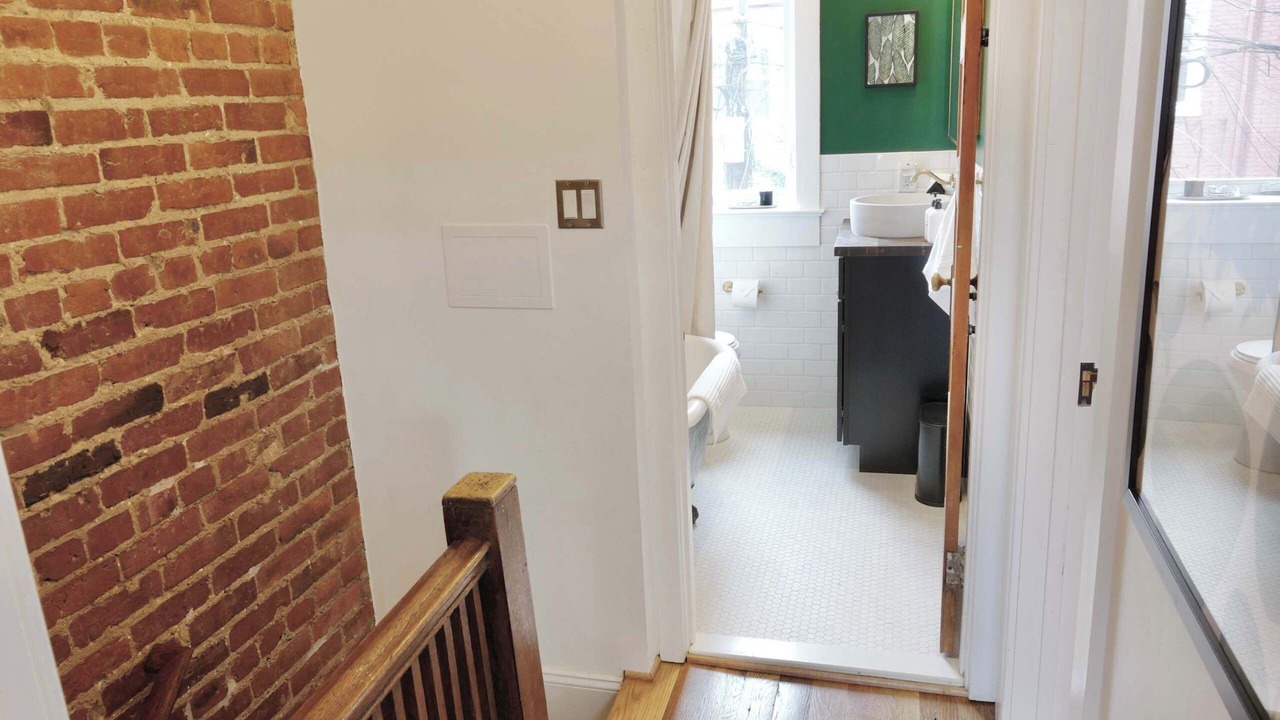 Photo of Bathroom in Park View