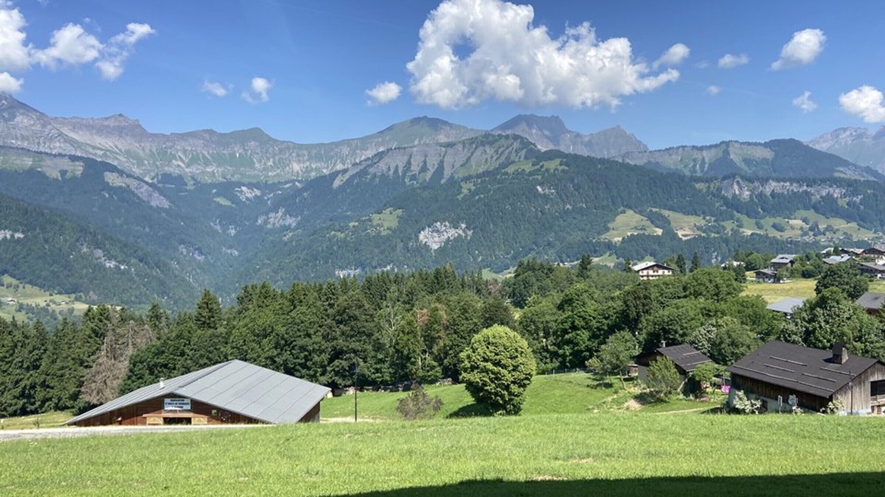 Photo of Others in Cohennoz