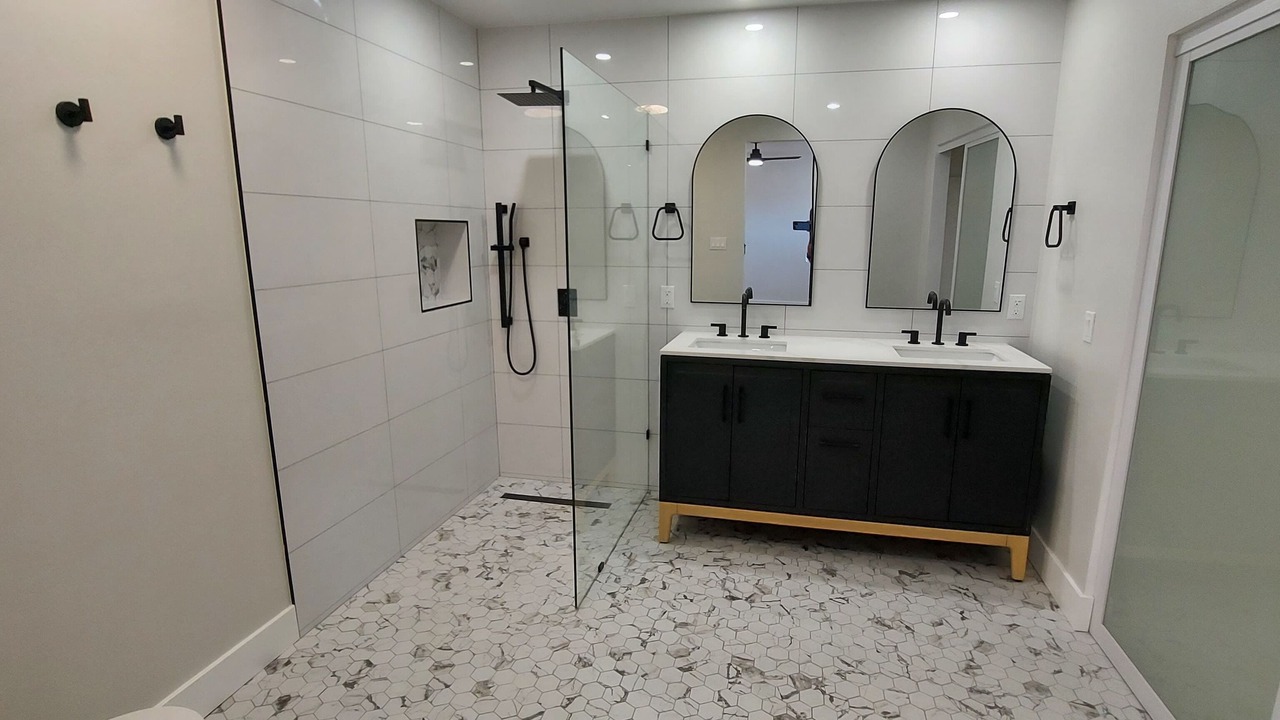 Photo of Bathroom in Simi Valley