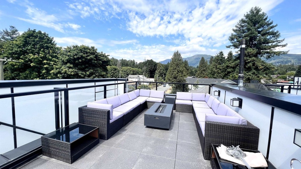 Photo of Patio Balcony in North Vancouver