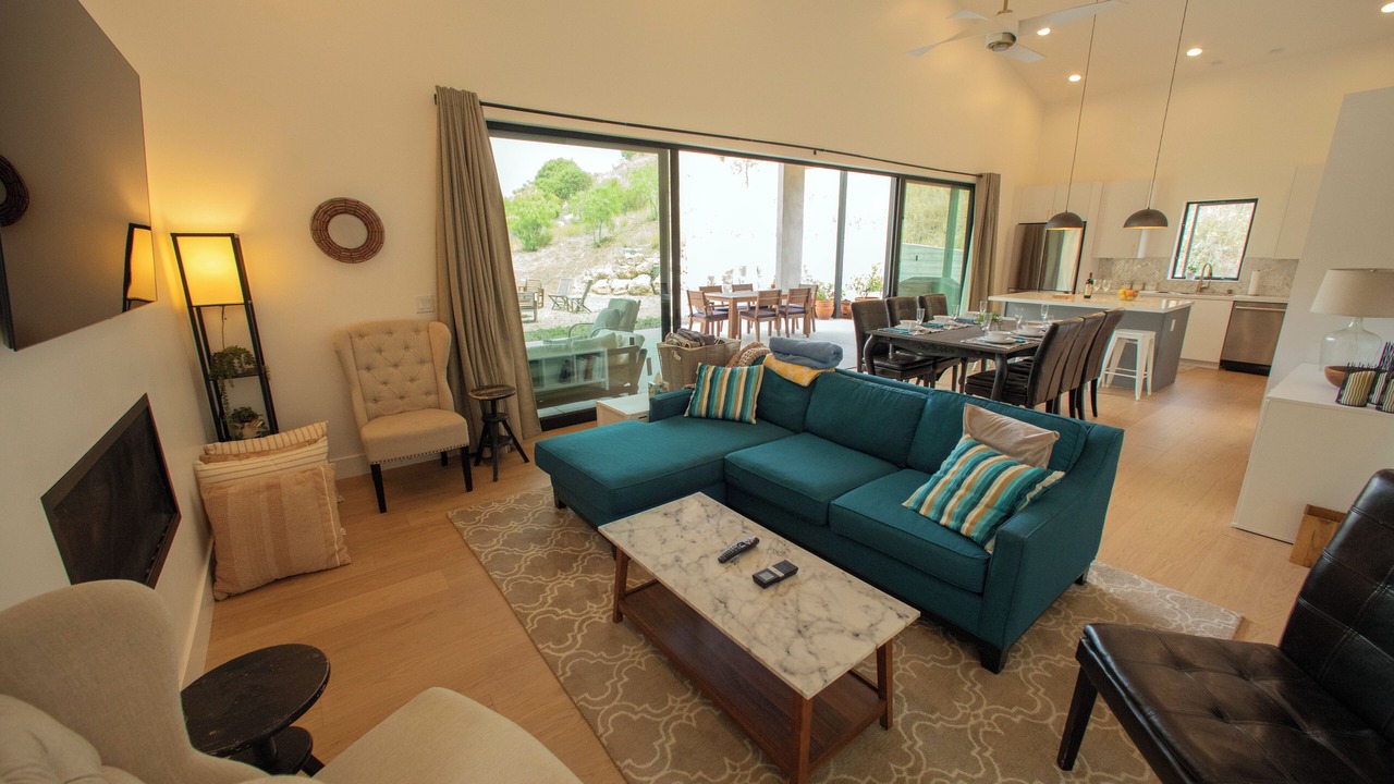 Photo of Livingroom in Agoura Hills