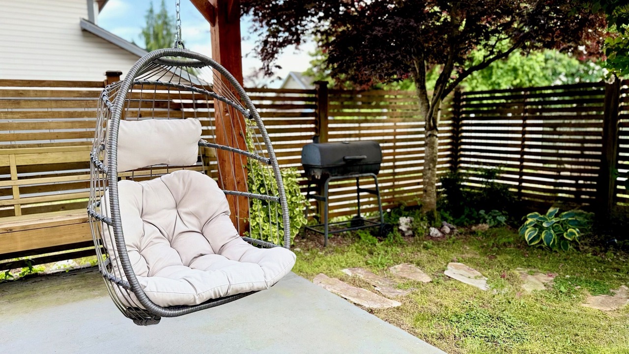 Photo of Patio Balcony in West Vancouver