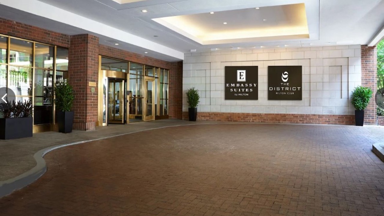 Photo of Outdoor in Connecticut Ave - K Street