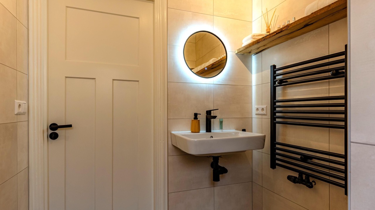 Photo of Bathroom in Warmenhuizen
