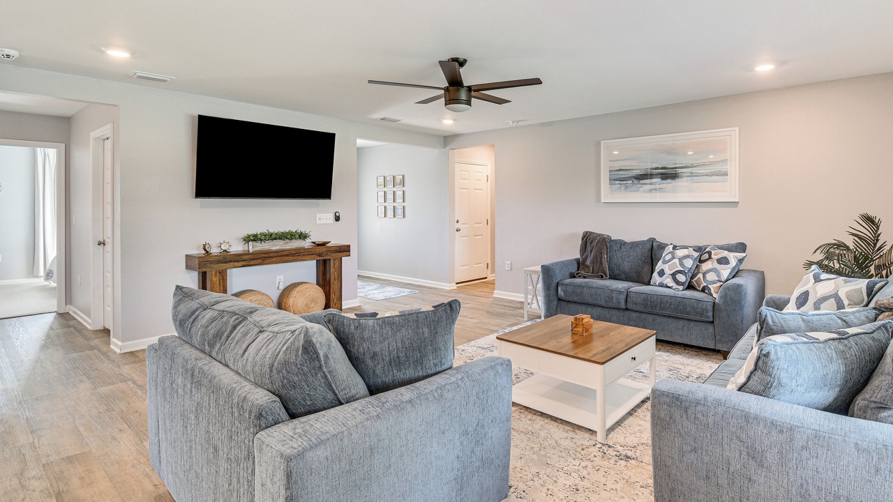 Photo of Livingroom in Foley