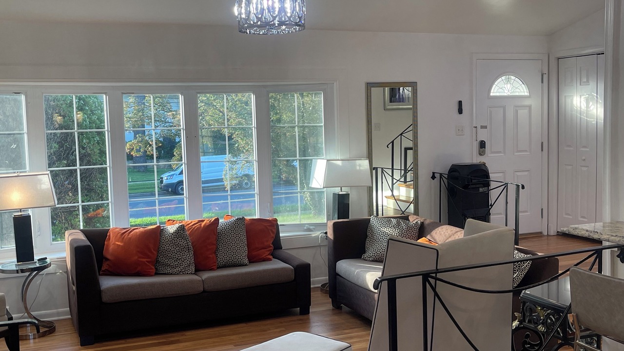 Photo of Livingroom in White Oak