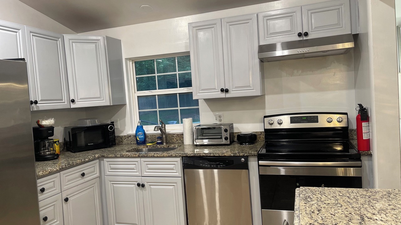 Photo of Kitchen in White Oak